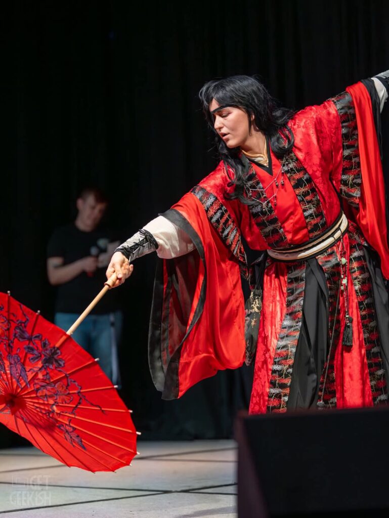 Char Grey dressed as Hua Cheng